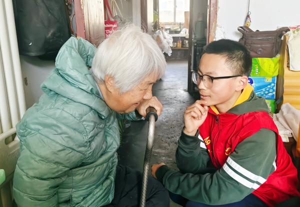 八年级四班雷锋志愿服务队 (2) 八年级四班雷锋志愿服务队 (2)